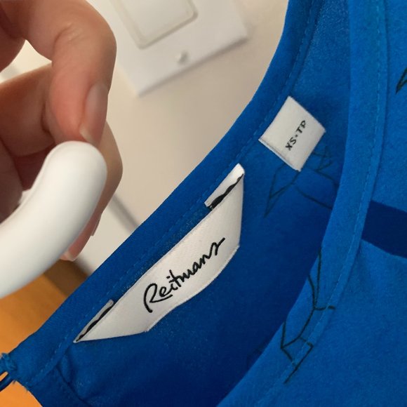 Blue blouse with oragami birds - Picture 7 of 7